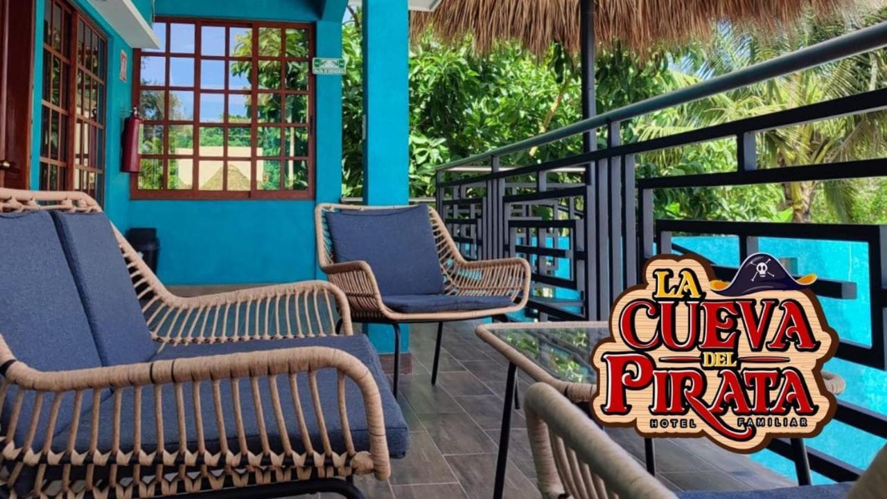 Hotel La Cueva Del Pirata Casitas Exterior photo